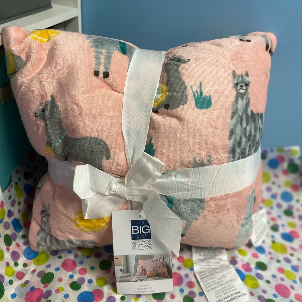 New! Set of 2 Llama Alpaca The Big One Decorative Plush Throw Pillows 16x16